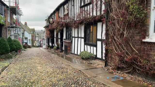 Mermaid Inn hotel built in Rye in1420 along cobble stone Mermaid Street, Rye, East Sussex, UK