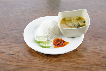 a plate of nasi berlauk