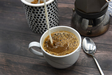 caffè latte colazione zucchero moka caffè caffettiera bere caffè 