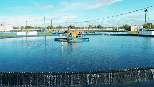 Aerial view of a circular clarifier at a biological wastewater treatment plant