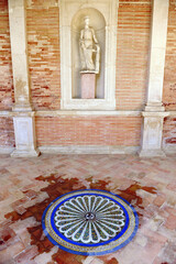 Arquitectura del Renacimiento en España. Casa de Pilatos, uno de los principales palacios de Sevilla, Andalucía. Fuente de azulejos