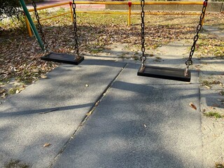 公園のブランコ