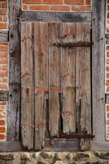 Fensterladen aus Holz