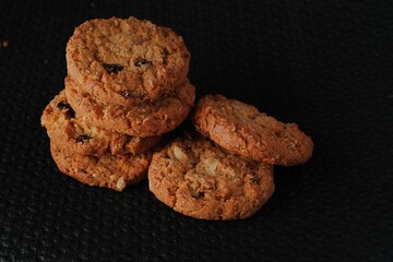 traditional homemade large oatmeal cookie
