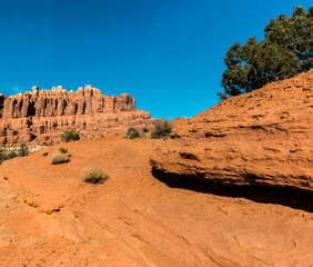Fototapeta premium The Red Sandstone Formations of The Klondike Bluffs on The Tower Arch Trail, Arches National Park, Utah, USA