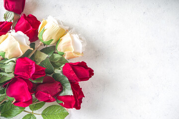 Red and white roses bouquet
