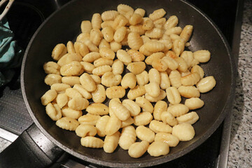 Gnocchi anbraten