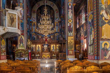 Fototapeta na wymiar Kathedrale der heiligen Dreifaltigkeit in Agios Nikolaos auf Kreta