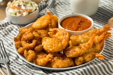 Homemade Deep Fried Shrimp Platter