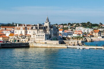 Naklejka premium Portugal e seus maravilhosos lugares para conhecer: praias, monumentos, castelos, igrejas e muito mais.