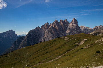 Vista delle Dolomiti in giornata soleggiata