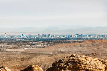 Wandcirkels aluminium Las Vegas skyline looking from Red Rock Canyon © John