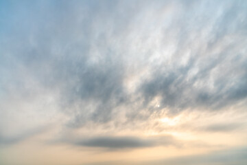 Obraz premium Clouds and sun on a cloudy day