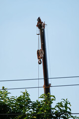 Lifting crane machine, Heavy crane  service