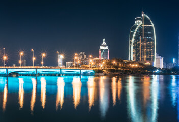 Obraz premium City night view of Bailuzhou Park, Xiamen, China