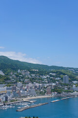 Fototapeta na wymiar 静岡県熱海の街並み