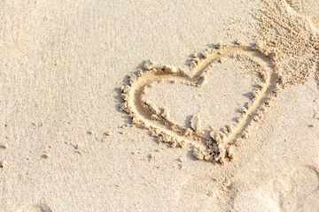  draw  Love pictures on the beach  Day of love
