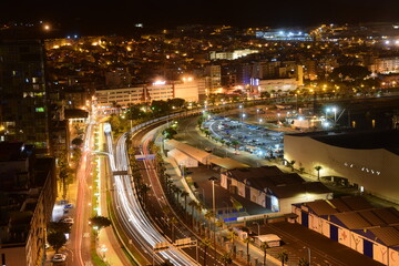 Fototapeta na wymiar Poema del Mar in Las Palmas bei Nacht