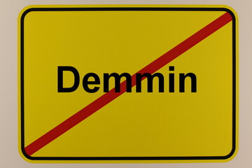 Illustration eines Stadtausgangsschildes der Stadt Demmin
