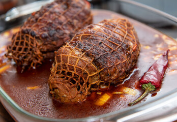 Rollbraten aus Putenfleisch