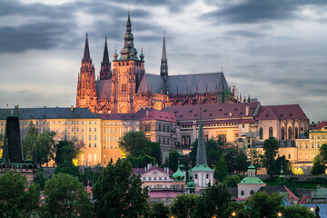 Obraz premium Hradschin in Prag am Abend