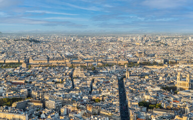 Fototapeta premium Aerial view of the center of Paris