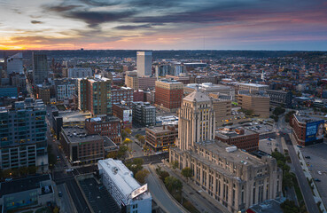 Cincinnati, Ohio, USA skyline at twilight
