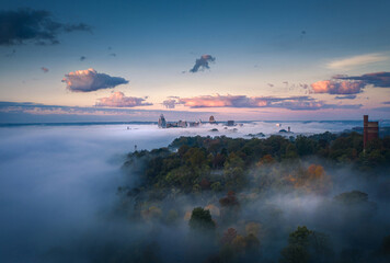 Obraz na płótnie Canvas Foggy morning at Cincinnati, Ohio, USA skyline aerial view