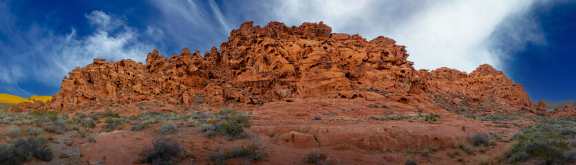 Valley of Fire panorama of sandstone rock formation in the morning - 400465911