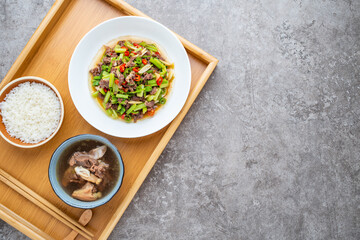 Chinese food and nutritious personal rice set