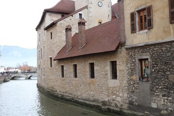 Le palais de l'île, ancienne maison forte du 12 ème siècle, vue de l'extérieur, ville de Annecy, département de Haute Savoie, France