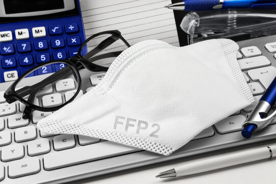 FFP 2  Breathing Mask  with  PC Keyboard