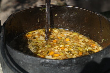 cooking pot