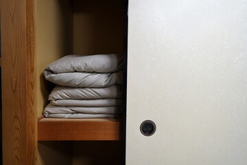 Japanese-style mattresses are in the Japanese interior storage cabinets.