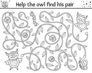 Saint Valentine day black and white maze for children. Holiday preschool printable activity or coloring page. Funny game with birds. Romantic puzzle with love theme. Help the owl find his pair .