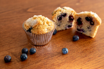 Deliciosas magdalenas muffins artesanales de arándanos naturales
