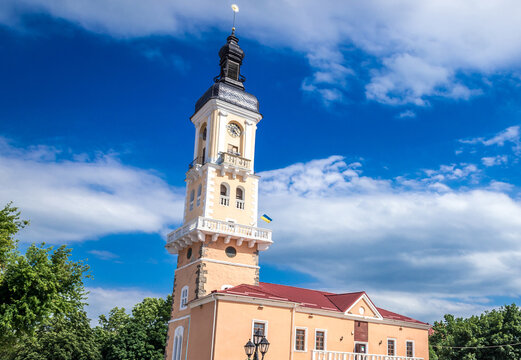 Armanian Well and former Polish magistrate on main square of historic part of Kamianets Podilskyi, Ukraine