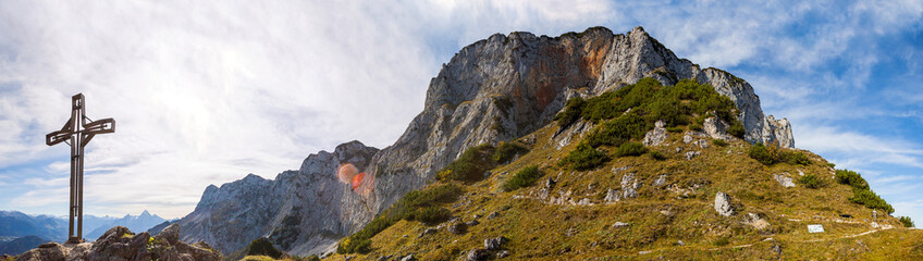 Fototapeta na wymiar Panorama view of Heubergkopf mountain, Toni Lenz hut, Untersberg moutain, Bavaria, Germany