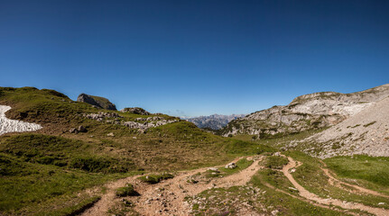 Fototapeta na wymiar Mountain panorama from Rofanspitze mountain, Rofan, Tyrol, Austria