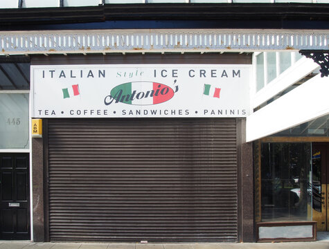 Closed Ice Cream Shop On Lord Street Southport