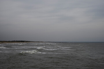 台風 荒れる海 海景