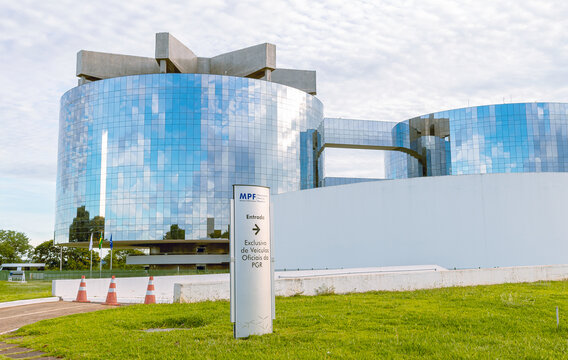 Minist&eacute;rio P&uacute;blico Federal ( MPF ). Edif&iacute;cio da Procuradoria Geral da Rep&uacute;blica. Bras&iacute;lia, Distrito Federal - Brasil. 20 de Dezembro de 2020.