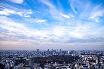 都市風景　：　東京　新宿方面を望む