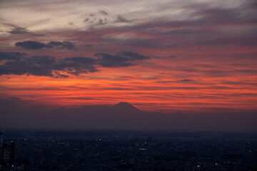 夕日と富士山