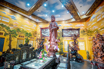 Yin statues at  Linh Phuoc pagoda ( call Ve Chai pagoda) at Da Lat city, Viet Nam