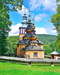Wooden orthodox church in village of Swiatkowa Mala near Krempna, Low Beskids (Beskid Niski), Poland - obrazy, fototapety, plakaty