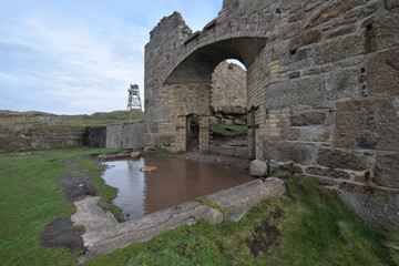 Fototapeta na wymiar The ruins of tin mines at Botallack Cornwall
