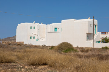 Fototapeta na wymiar View of the white villas in Folegandros Island, Greece.