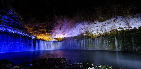 軽井沢 白糸の滝 真冬のライトアップ