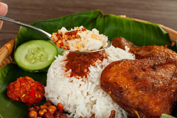 Nasi Kukus is a traditional delicacy originally from the East Coast of Peninsular Malaysia. Deliciously spicy, its popularity as the perfect meal-on-the-go means almost every state in the country has 